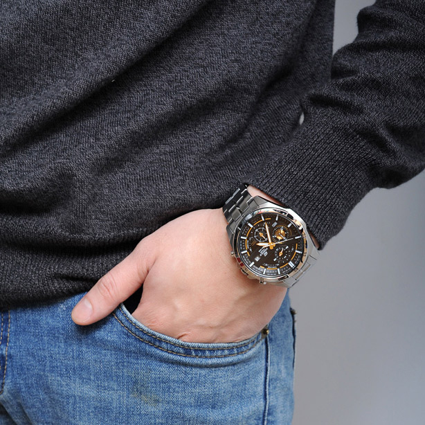 Мужские часы CASIO EDIFICE EFR-556D-1A